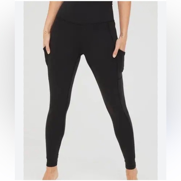 Offline By Aerie Dark Gray High Rise 7/8 Tight Leggings Women’s Size Medium - Picture 1 of 6